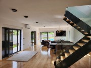 Kuća  - Ližnjan (01833)