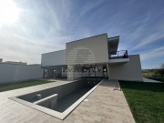 Vila  - Novigrad (01500)