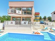 Kuća - Novigrad (01367)