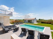 Vila - Brtonigla (01810)