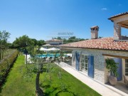 Vila - Rovinj (01400)