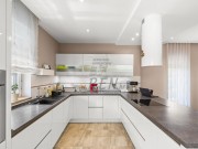 Kuća - Novigrad (01846)